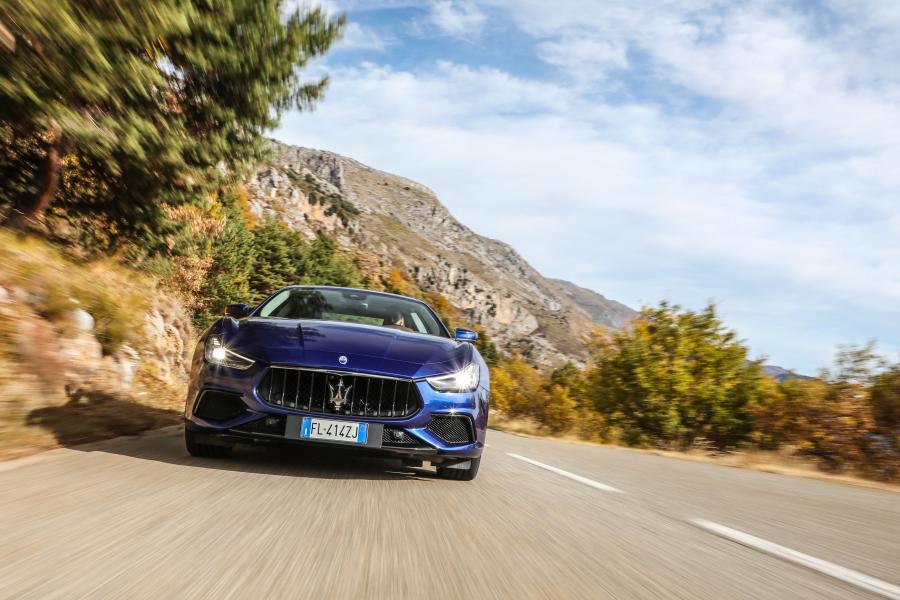  Maserati Ghibli S GranSport 2017 года  (фото 35 из 40)